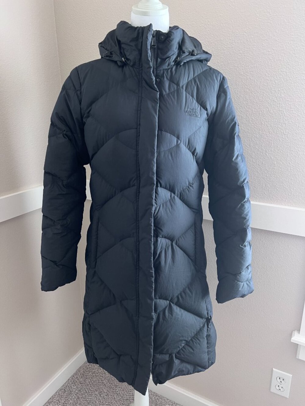 The North Face Miss Metro Down Parka Jacket Black - Women’s Medium